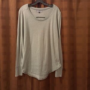 Ries Groceries top light green shirt size large with thumb hole